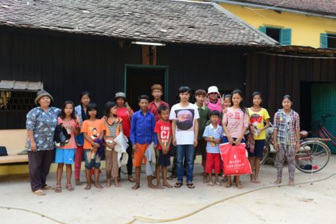 kousar thmey donation (18)_1024